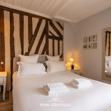 Lägenhet Dolphin View - 1st Floor - Charming Comfortable Flat On The Port