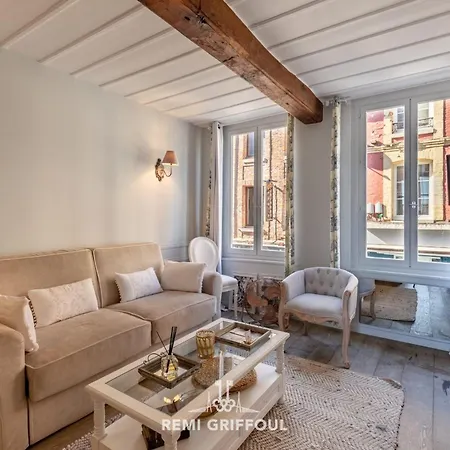 Lägenhet Dolphin View - 1st Floor - Charming Comfortable Flat On The Port